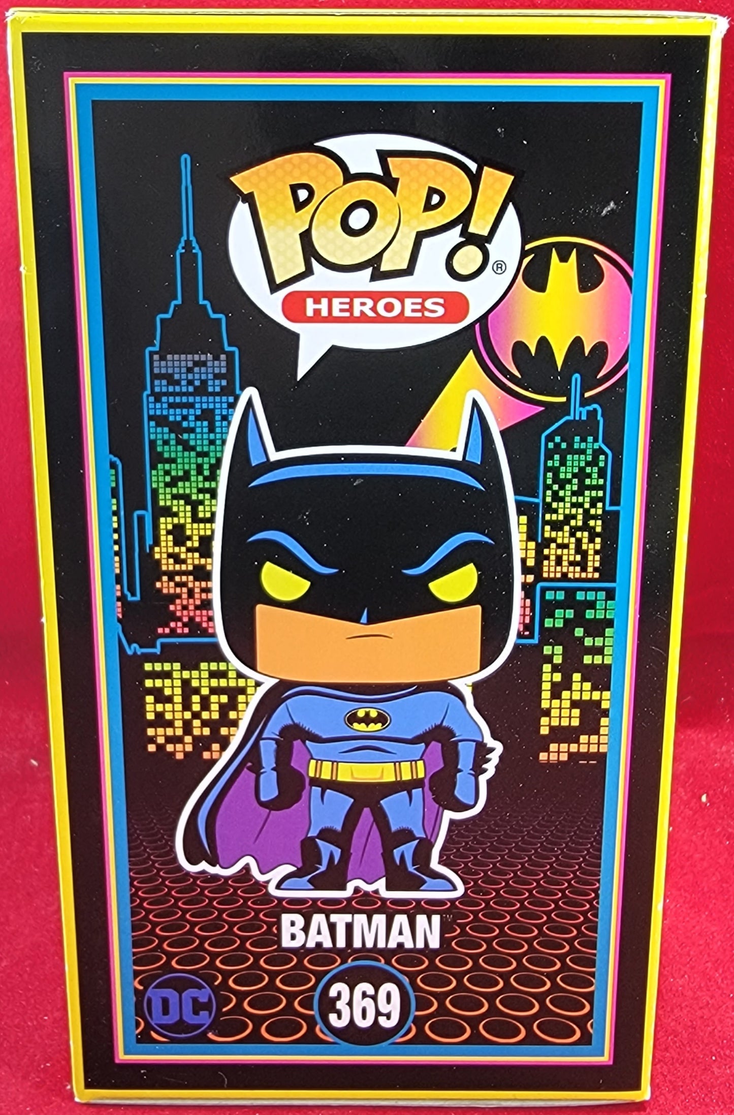Batman blacklight hot topic exclusive 369 (nib)