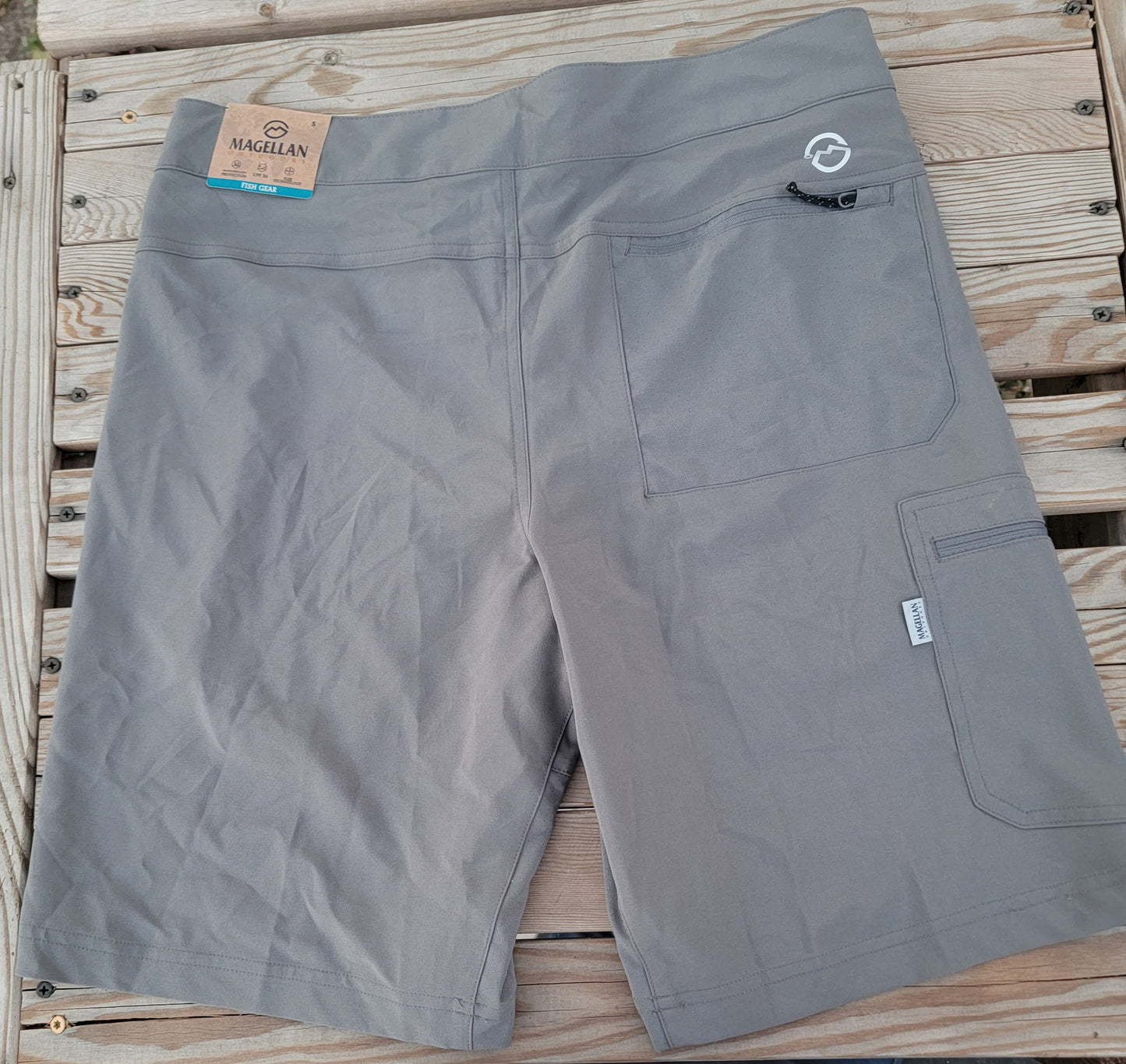 Magellan outdoors fish gear shorts