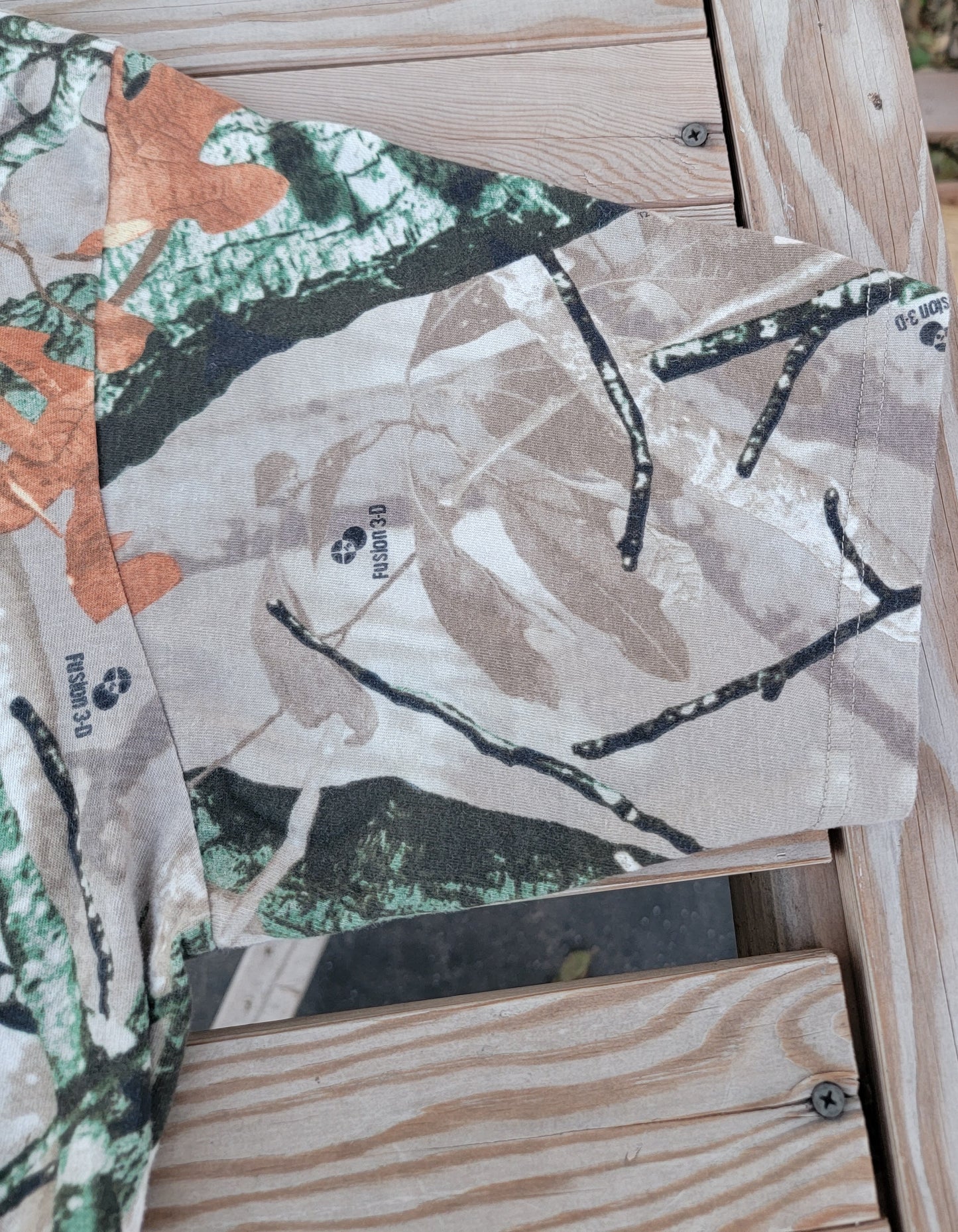 Brand new outfitters ridge xl t-shirt
