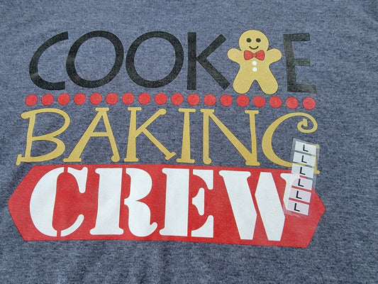 Cookie baking crew large t-shirt
brand new large gildan softstyle ring spun gray t-shirt. shirt is in excellent condition with the original large sticker still stuck on the front.