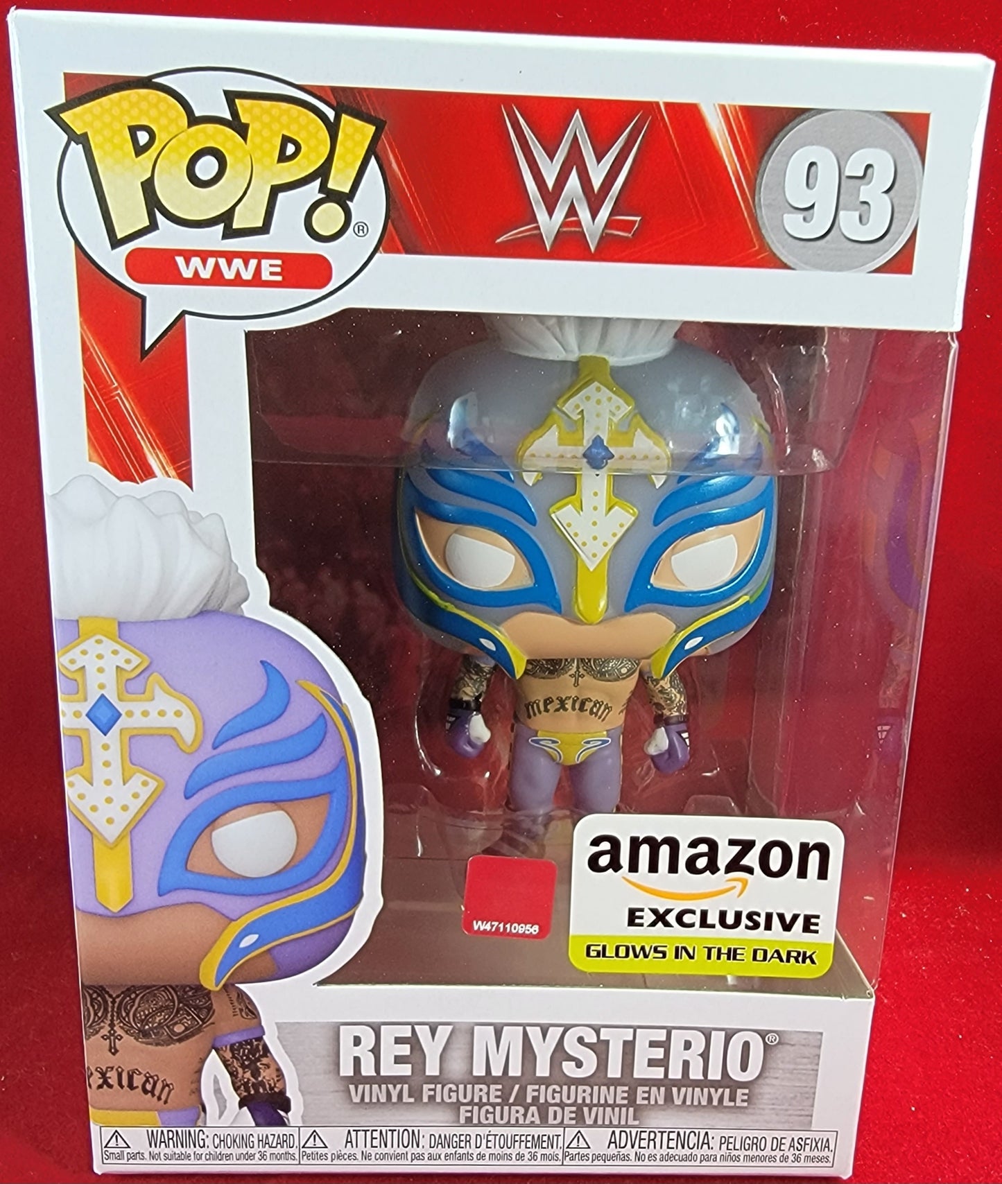 Rey mysterio amazon exclusive funko # 93 (nib)
brand new glow in the dark wwe mysterio funko pop. pop has one damaged too back corner and will be shipped in a compatible pop protector.