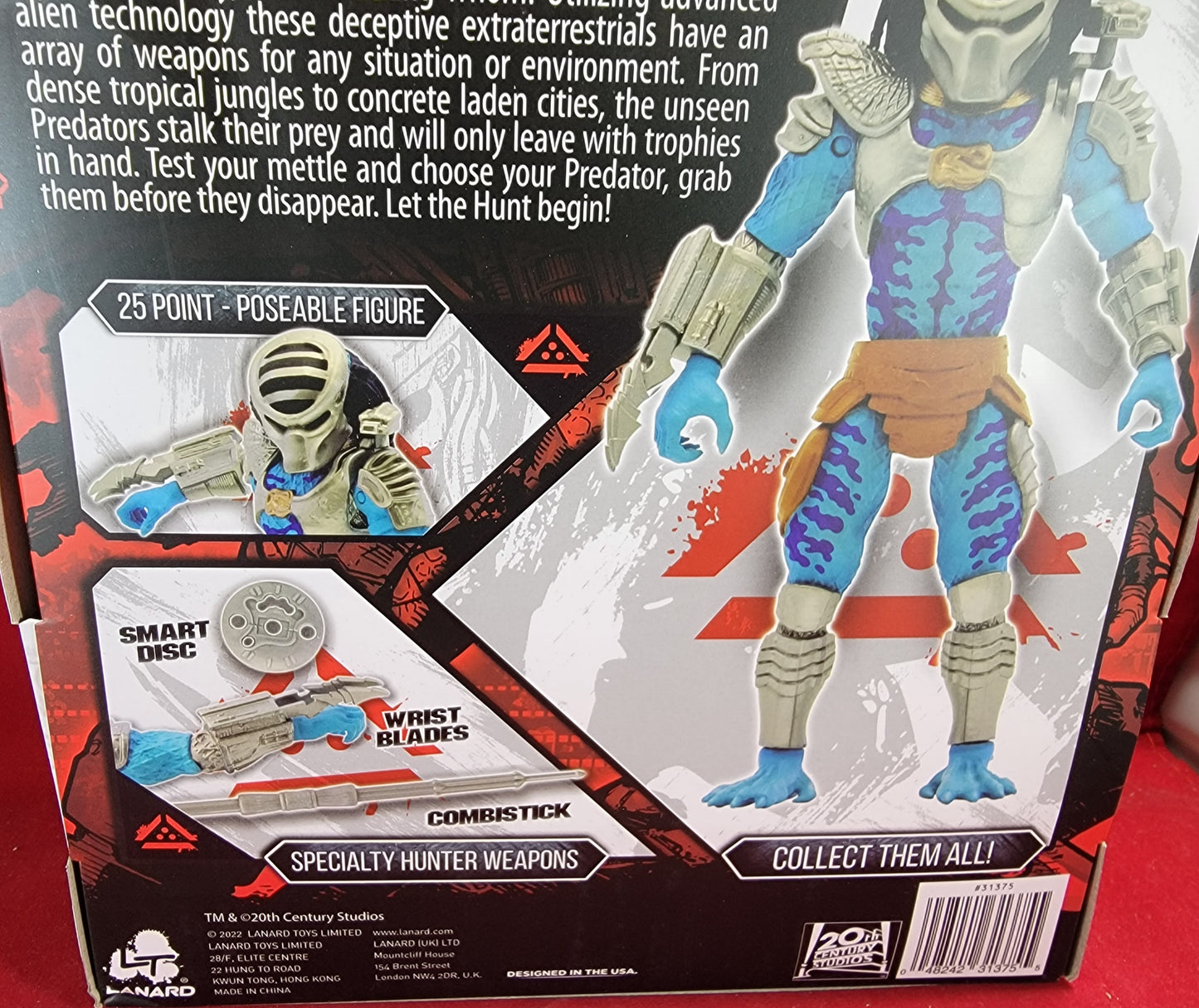 7 inch warrior hunter predator (nib) Brand new fully poseable Wal-Mart exclusive jungle hunter predator. 25 point articulation figure from lanard. Excellent condition.