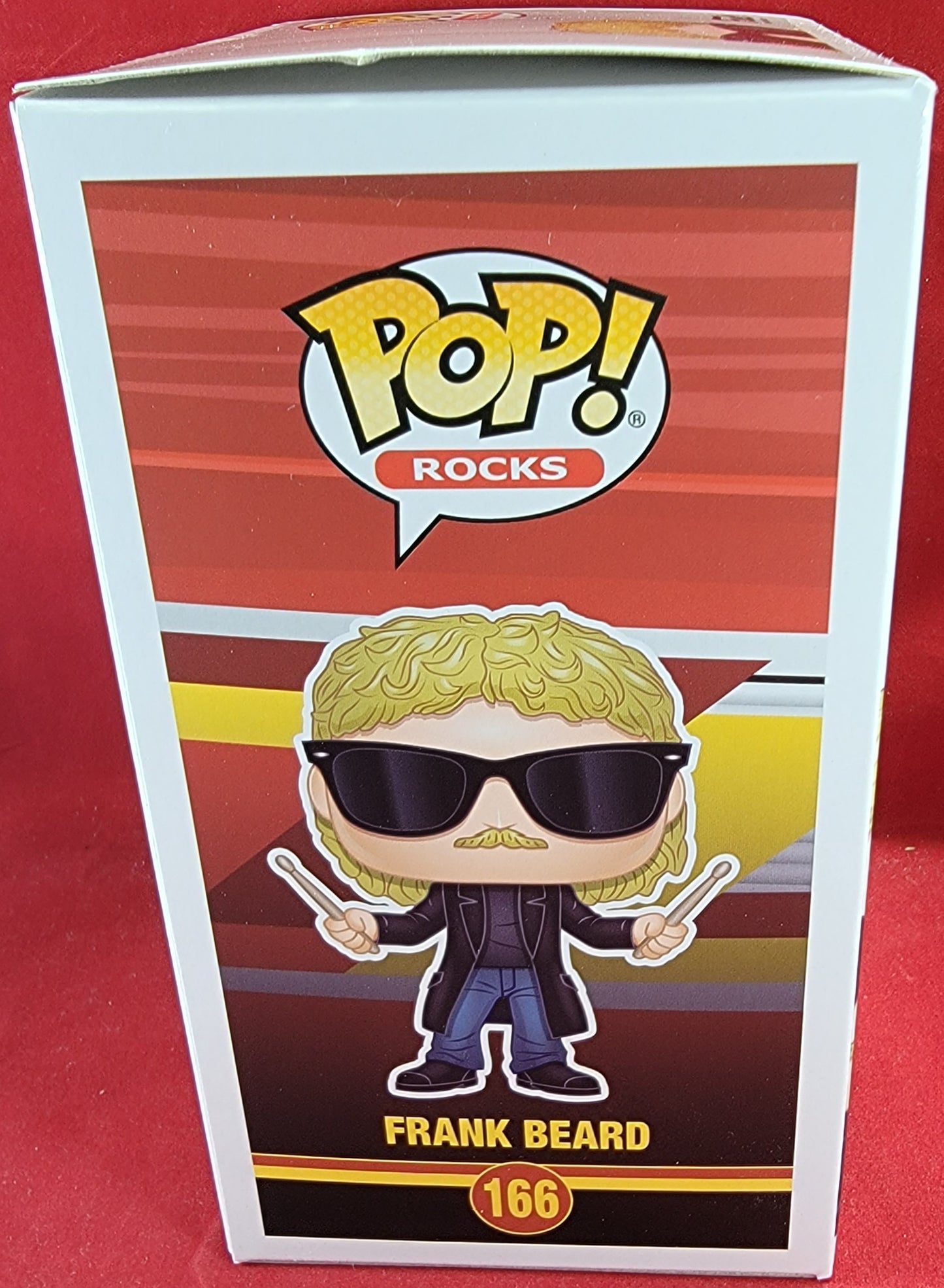 Frank beard funko # 166 (nib)
brand new drummer of zz top frank beard funko pop. pop has frank with drum sticks in hand. pop has a small zz top drum kit included. pop has a few lite scratches and will be shipped in a compatible pop protector.
