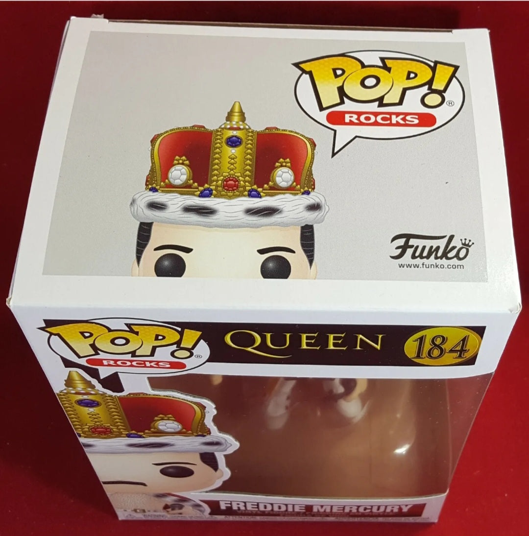 Freddie mercury as king # 184 funko (nib)
Freddie mercury of queen in his king costume. Pop is in near perfect condition. Item will be shipped in a compatible pop protector.