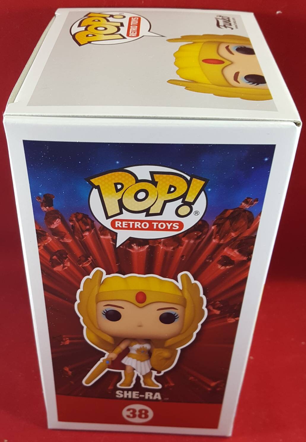 She-ra glow in the dark funko # 38 (nib)