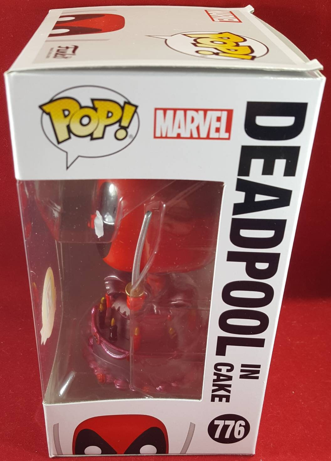 Deadpool 7 11 exclusive funko # 776 metallic cake (nib)