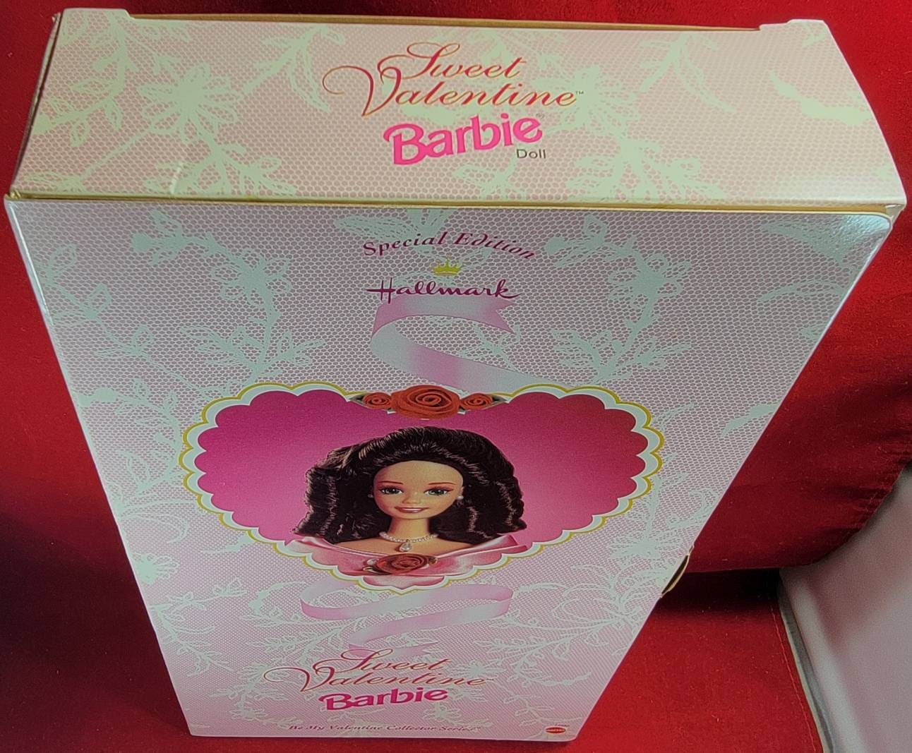 Sweet valentine barbie 1995 (nib)