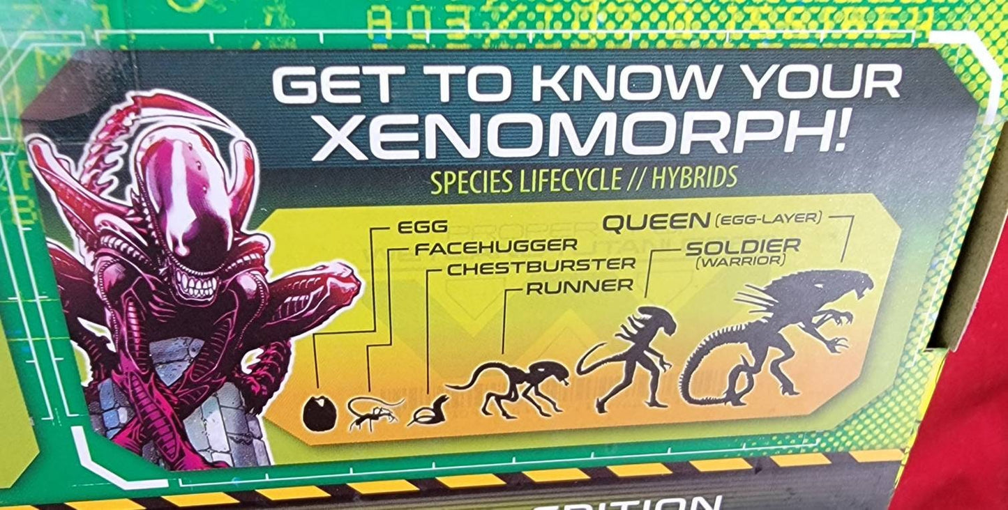 Xenomorph alien figure (nib)