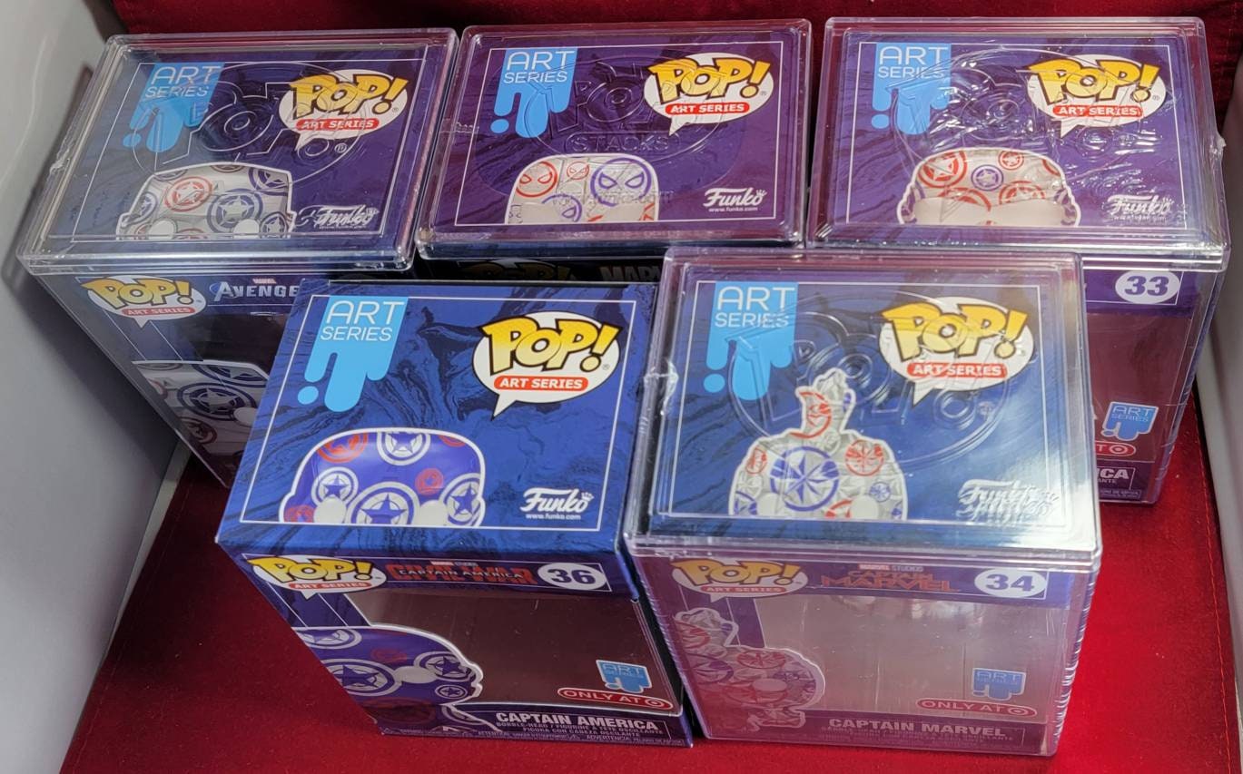 Target funko marvel art exclusive set (nib)