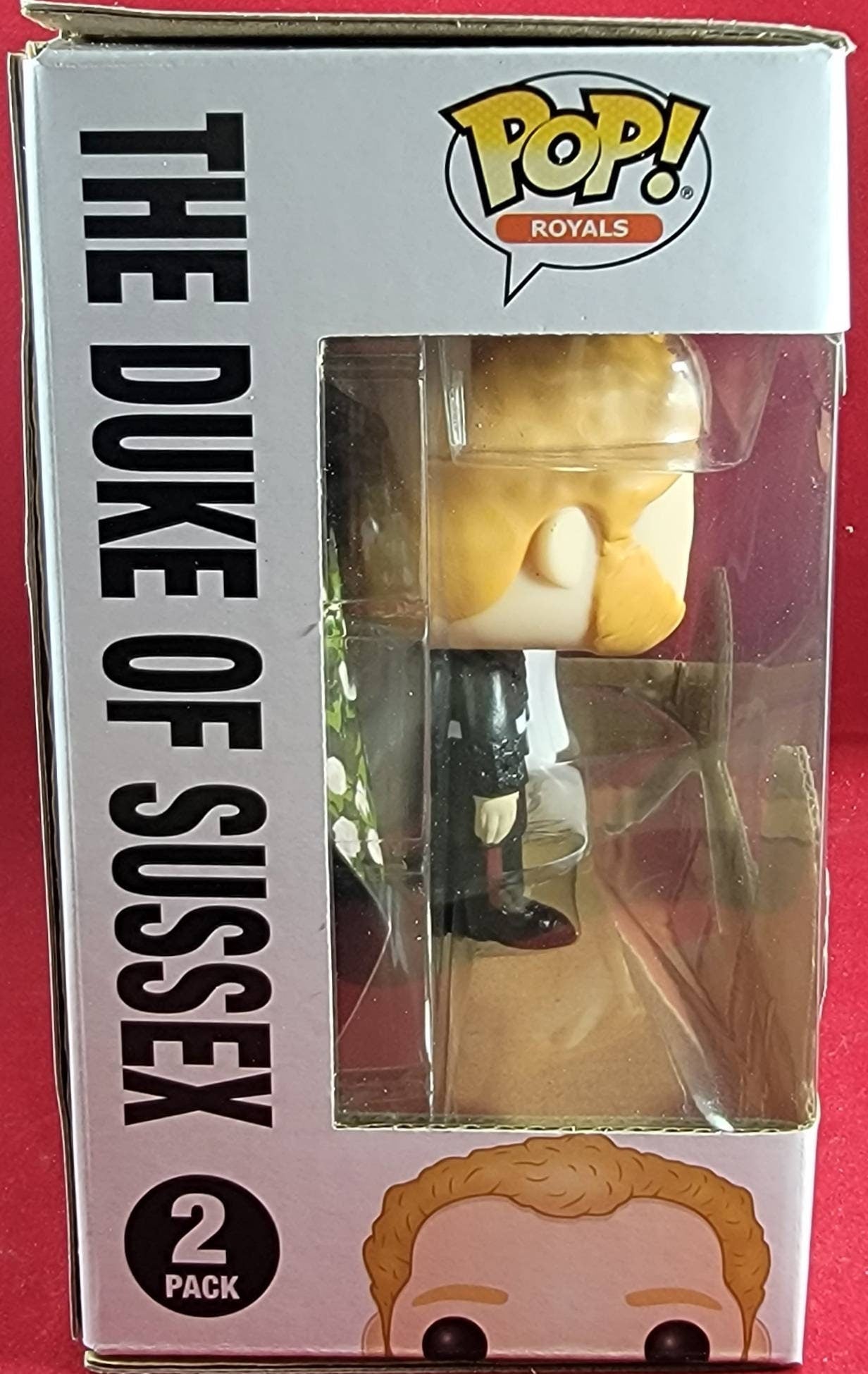The duke & duchess of Sussex funko set (nib)