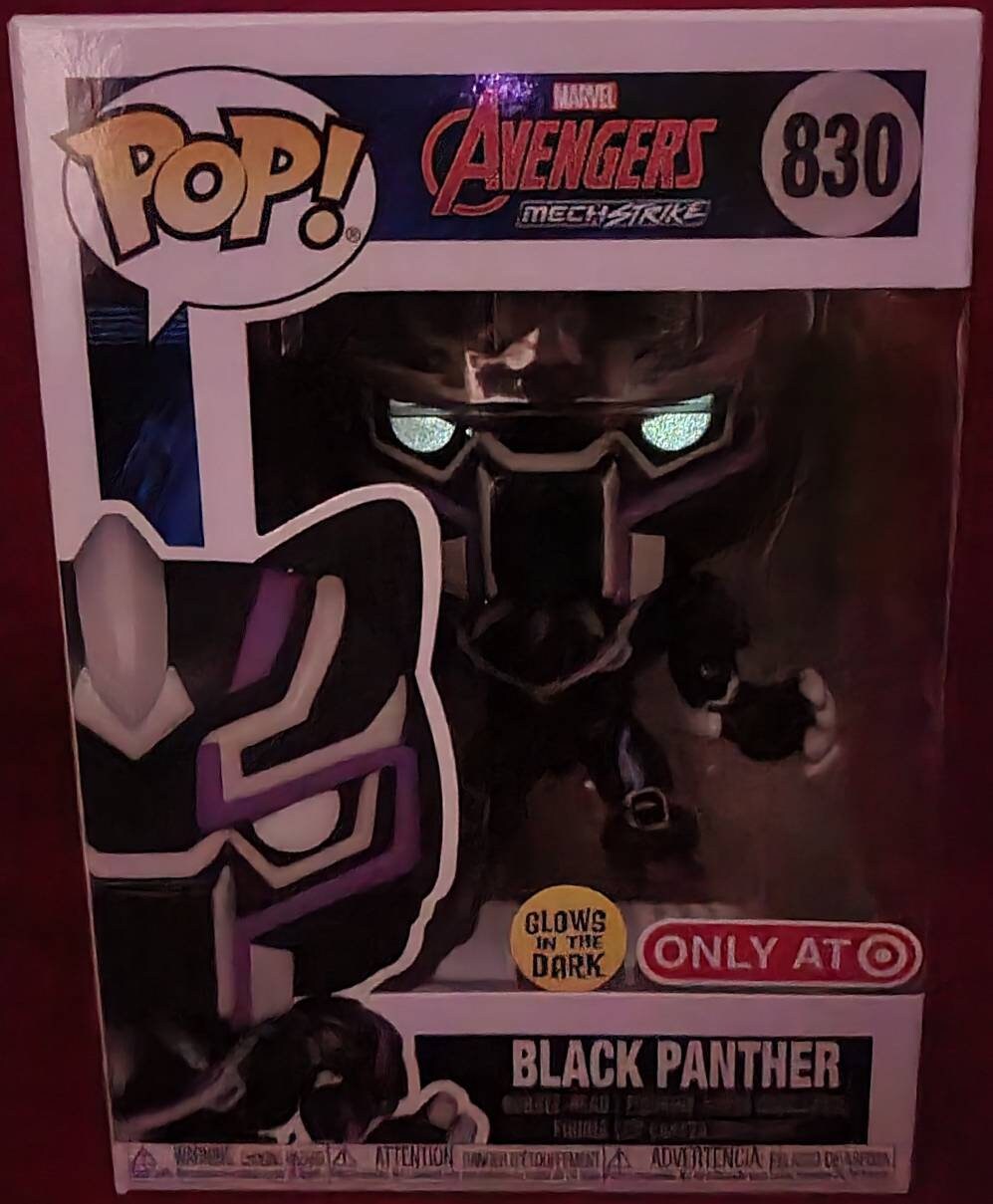 Black panther target exclusive funko # 830 (nib)