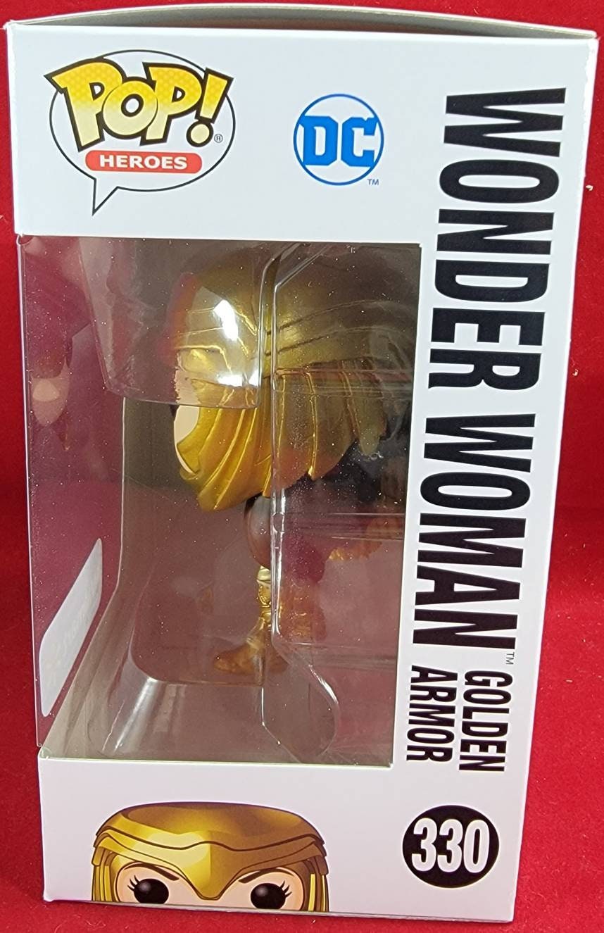 Wonder woman Wal-Mart exclusive funko # 330 (nib)