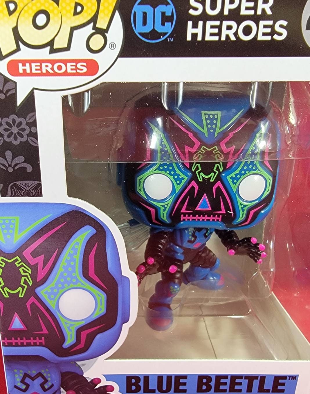 The blue beetle funko # 410 (nib)