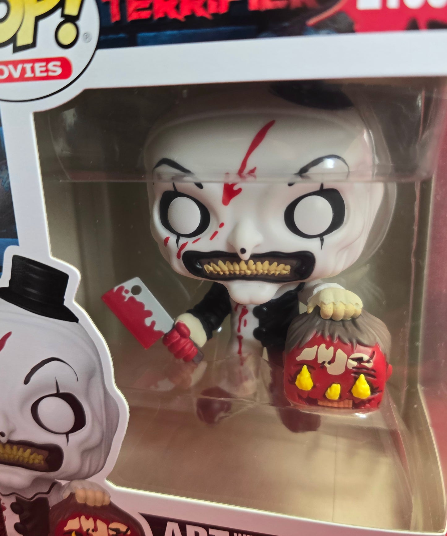 Funko POP! Movies: Art With Steve's Head # 2169 (Nib)
With pop protector