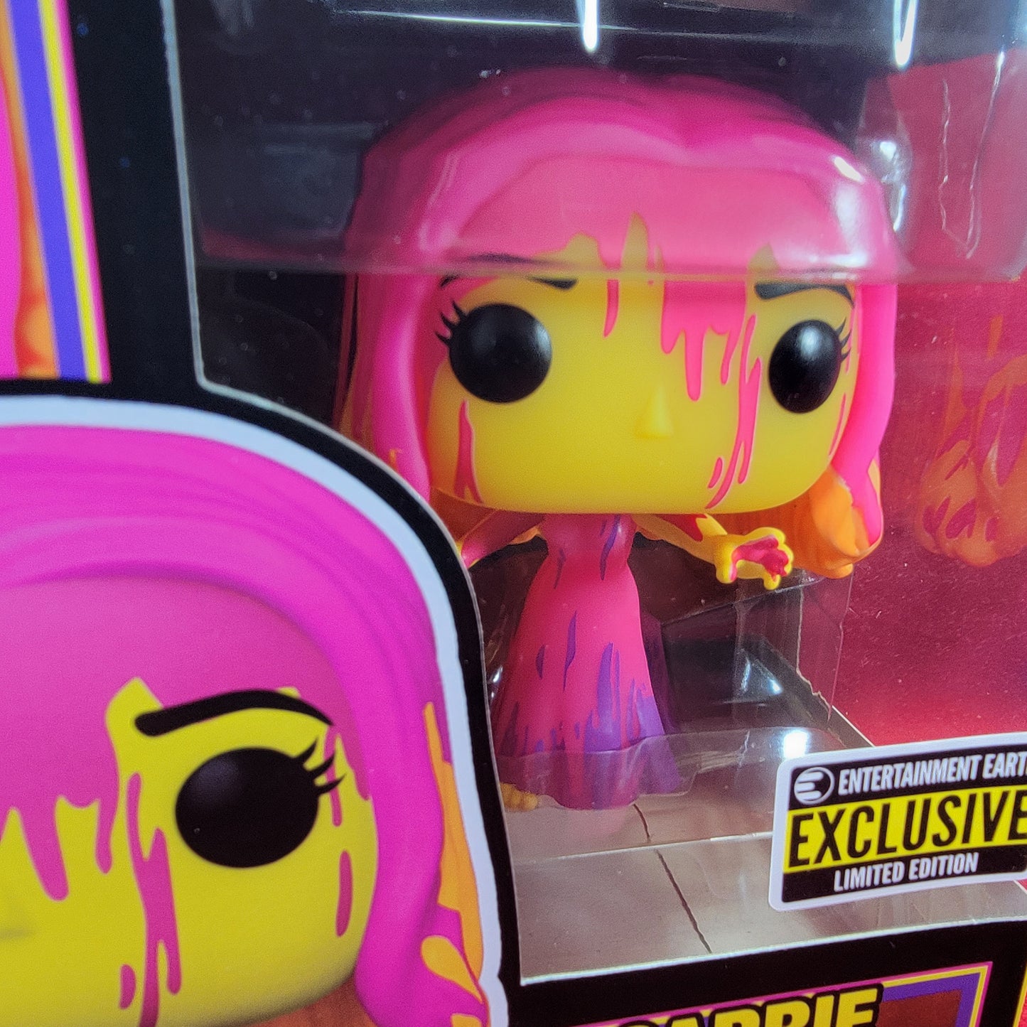 Carrie entertainment earth exclusive funko # 1436 (nib)