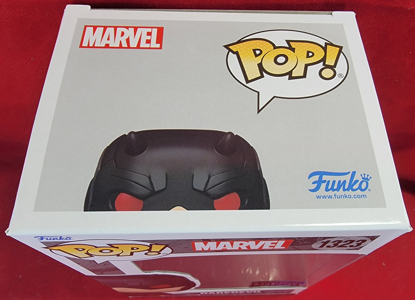 Daredevil in shadowland entertainment earth exclusive funko # 1323