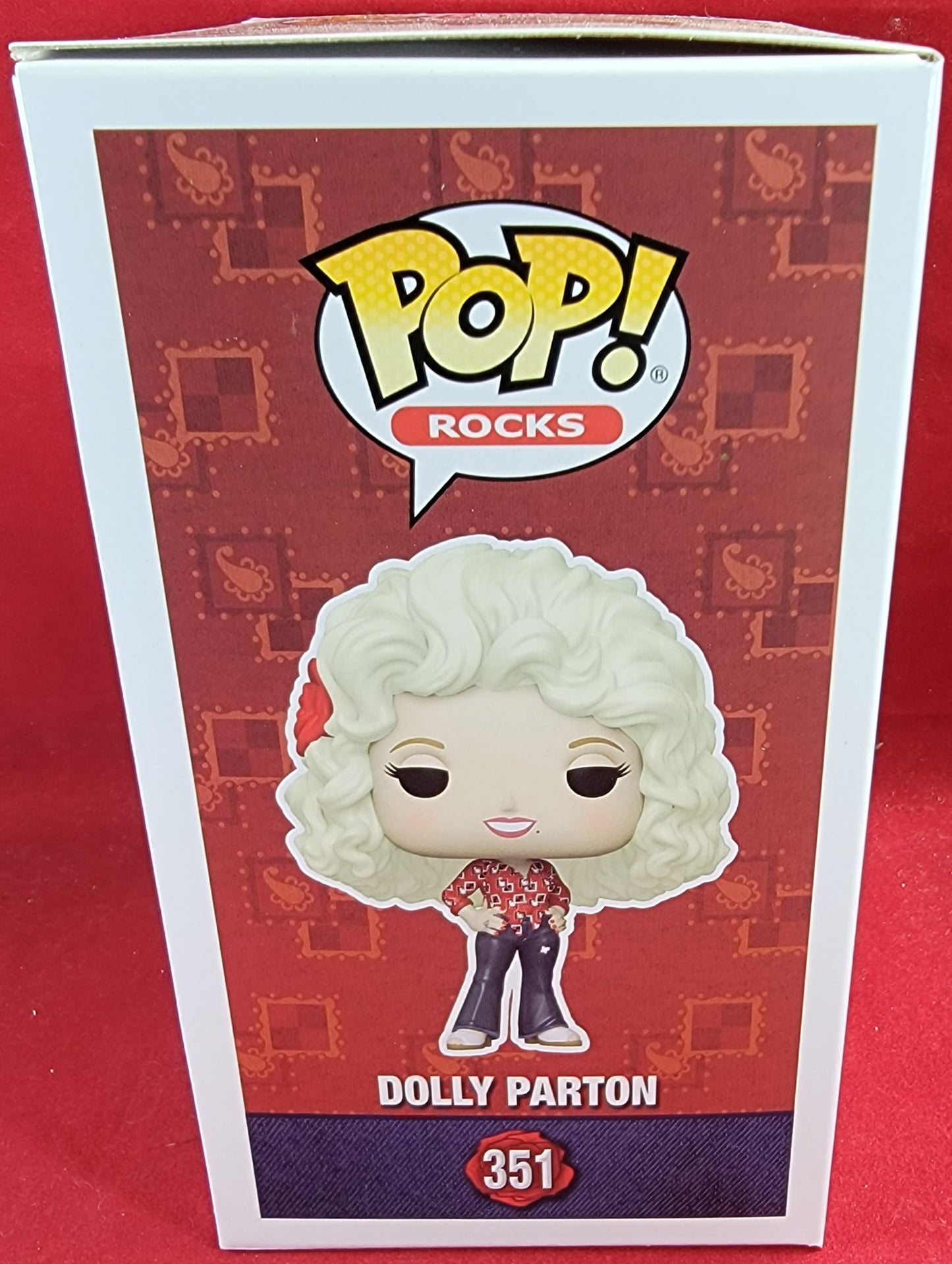 Dolly Parton entertainment earth exclusive # 351 (nib)