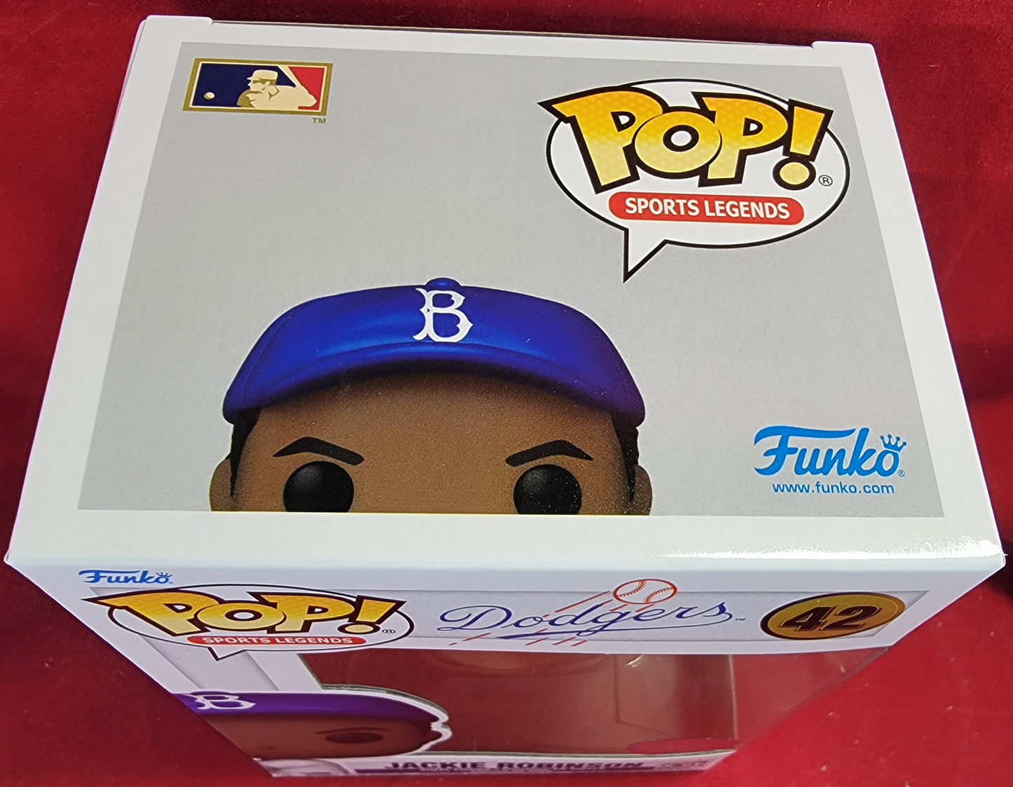 Jackie Robinson funko # 42 (nib)