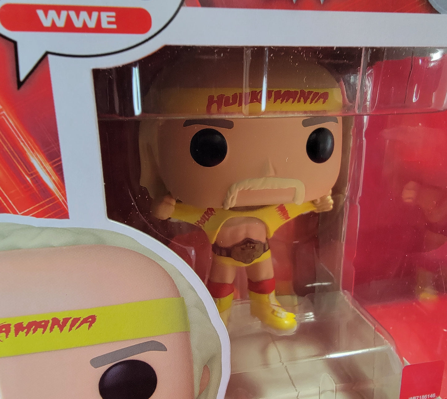 Hulk hogan funko # 149 (nib)
With pop protector