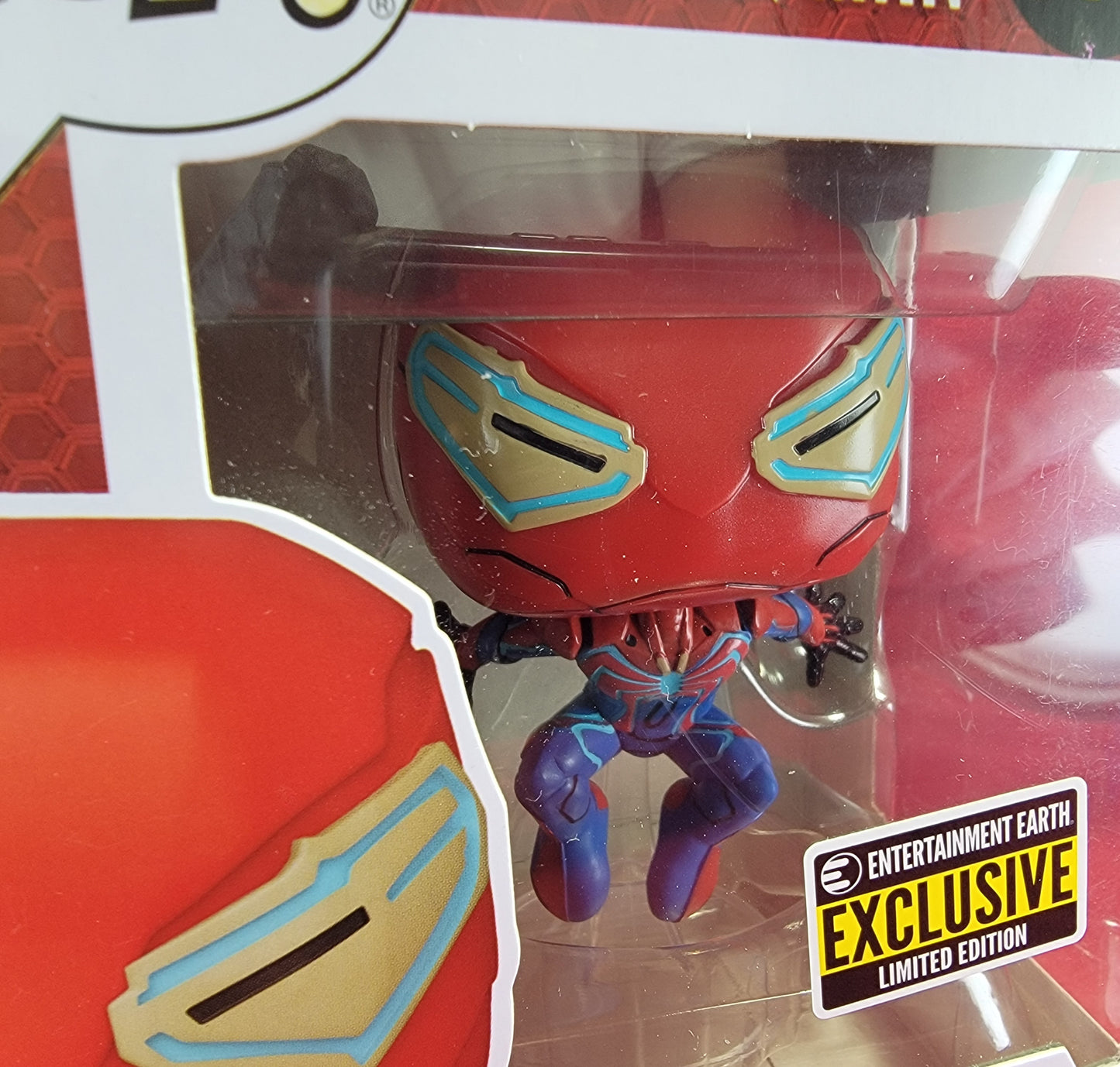 Peter parker velocity suit funko # 974 (nib)
With pop protector