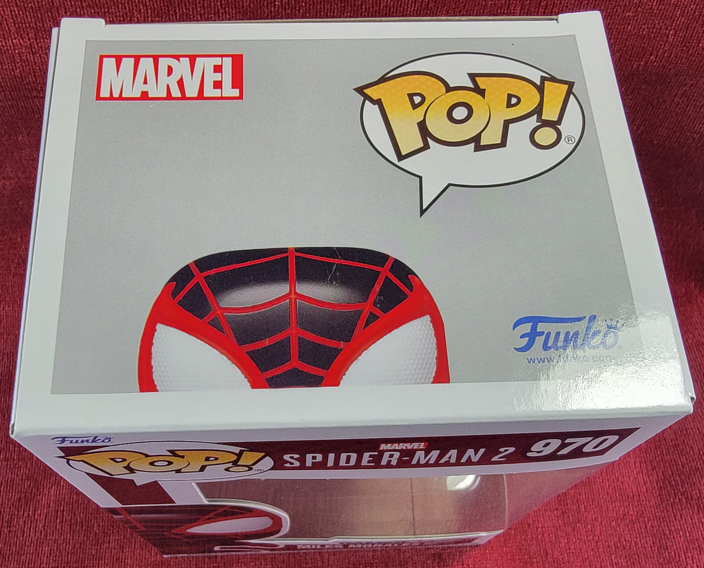 Miles morales upgraded suit funko # 970 (nib)
With pop protector
