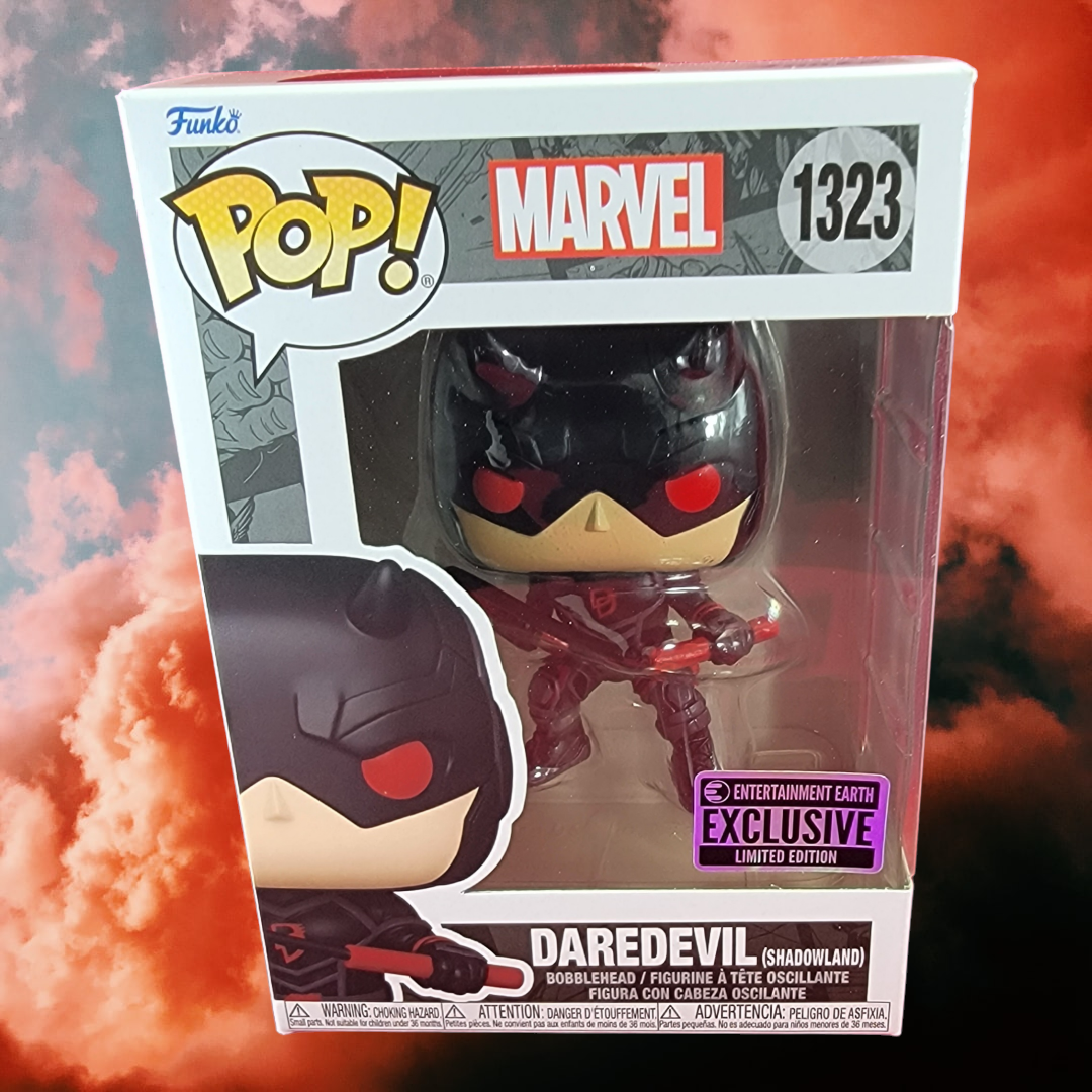 Daredevil in shadowland entertainment earth exclusive funko # 1323