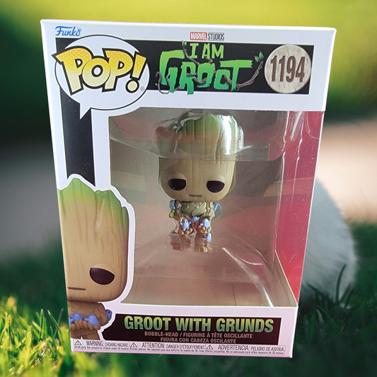 Groot with grunds funko # 1194 (nib)
With pop protector
