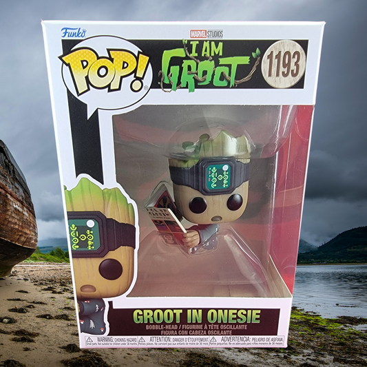 Groot in a onesie funko # 1193 (nib)
With pop protector