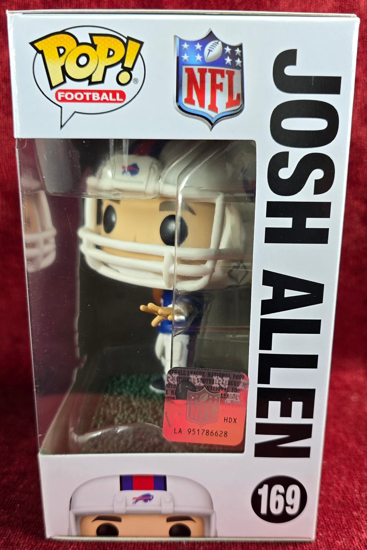 Funko Pop! Football: Josh Allen # 169 (Nib)
With pop protector
