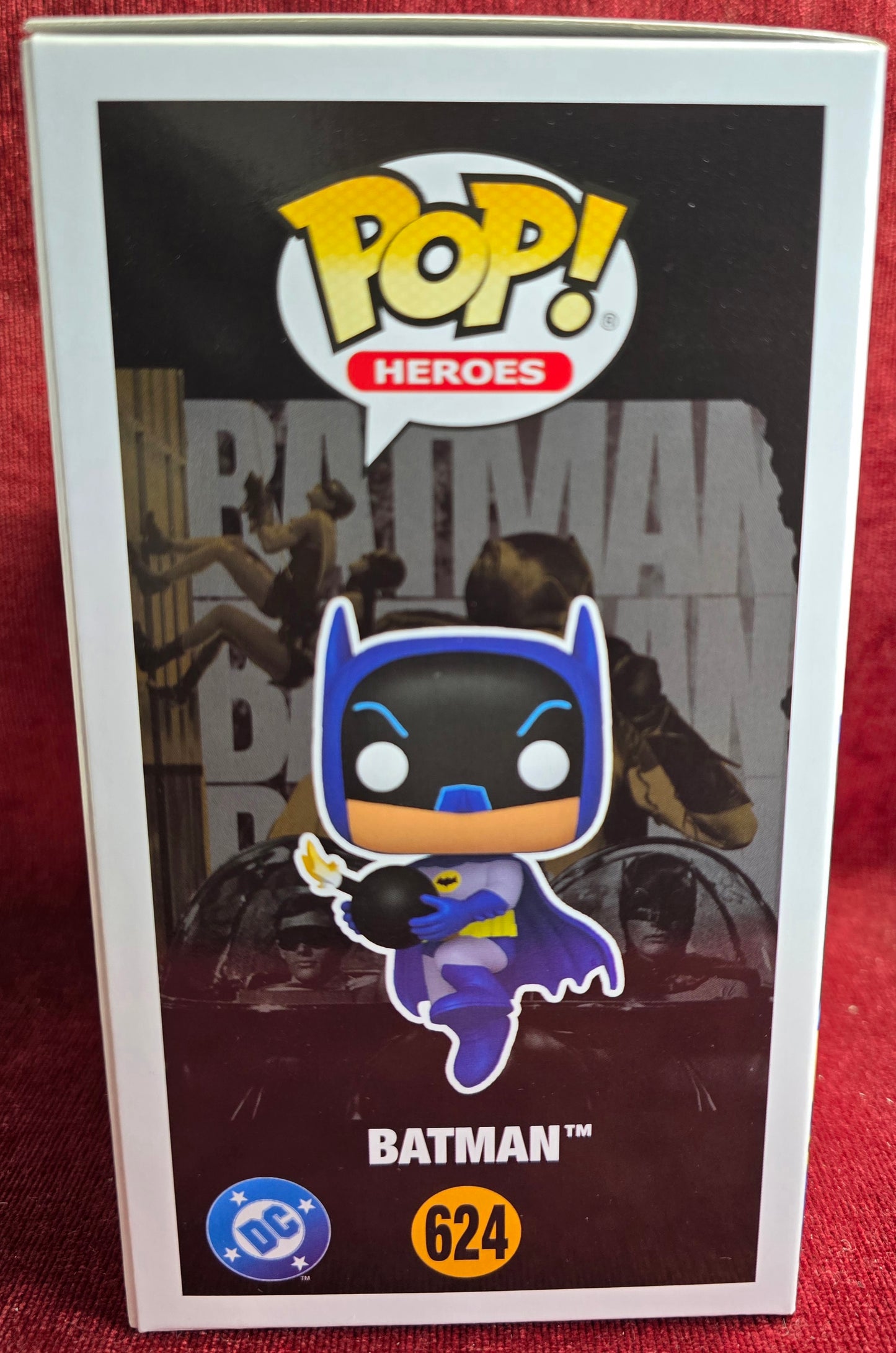 Funko Pop! Heroes: Batman # 624 (Nib)
With pop protector