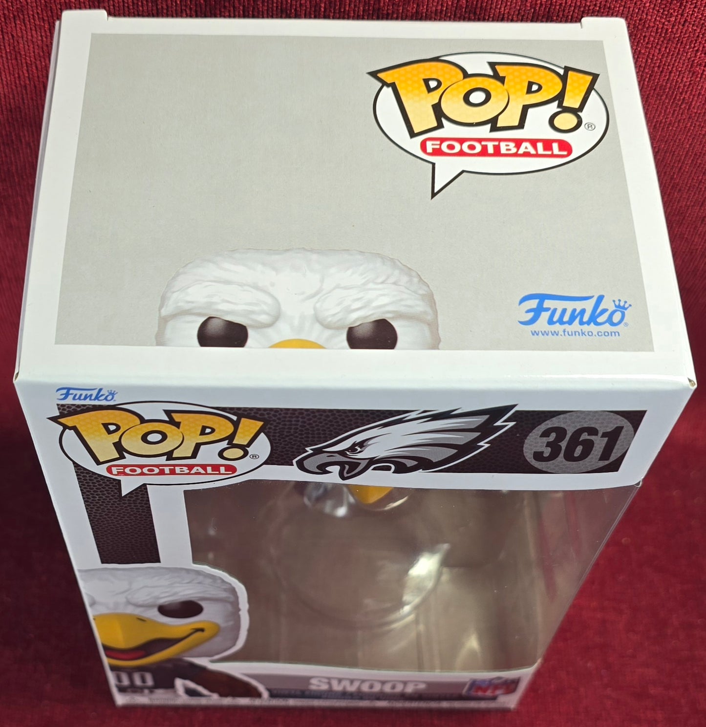 Funko! Football: Swoop # 361 (Nib)
With pop protector