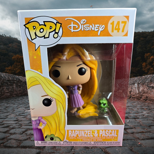 Rapunzel & Pascal funko # 147 (nib) With pop protector