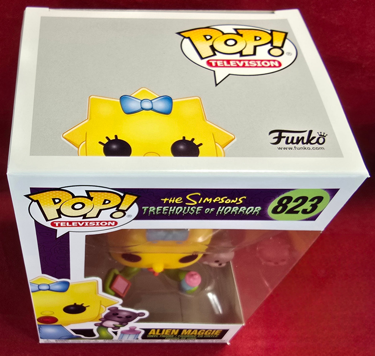 Alien Maggie funko # 823 (nib) with pop protector
