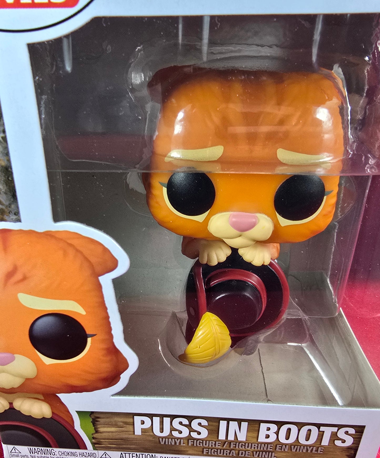 Puss in Boots Funko #1596 (Nib)
With pop protector