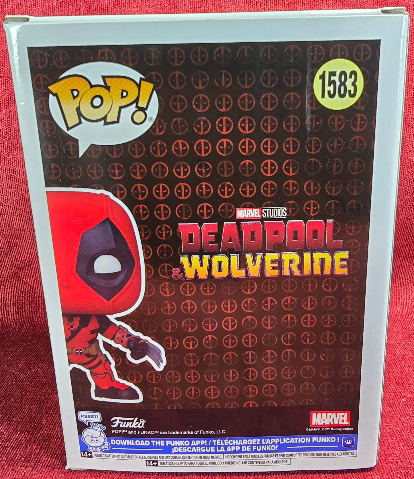 Funko POP! Vinyl: Deadpool with Claws # 1583 (Nib)
With pop protector