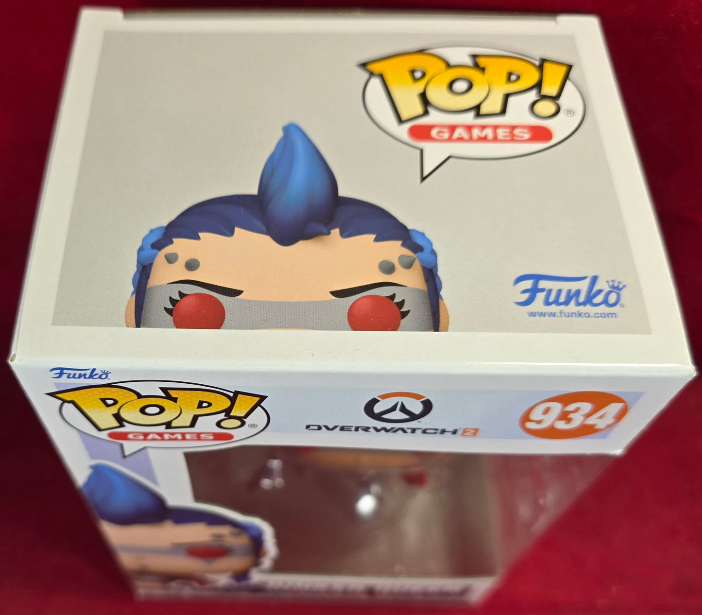 Funko Pop! Overwatch 2 - Junker Queen #934 (Nib) 
With pop protector