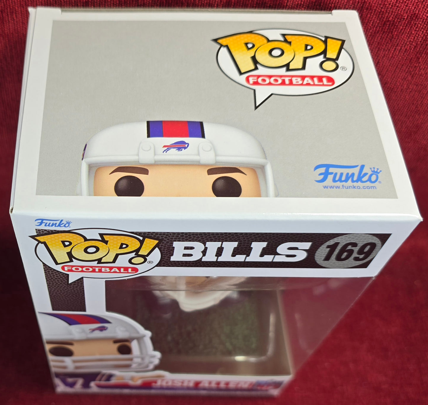 Funko Pop! Football: Josh Allen # 169 (Nib)
With pop protector
