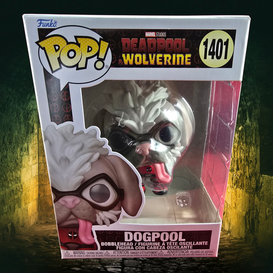 Dogpool funko # 1401 (nib) With pop protector