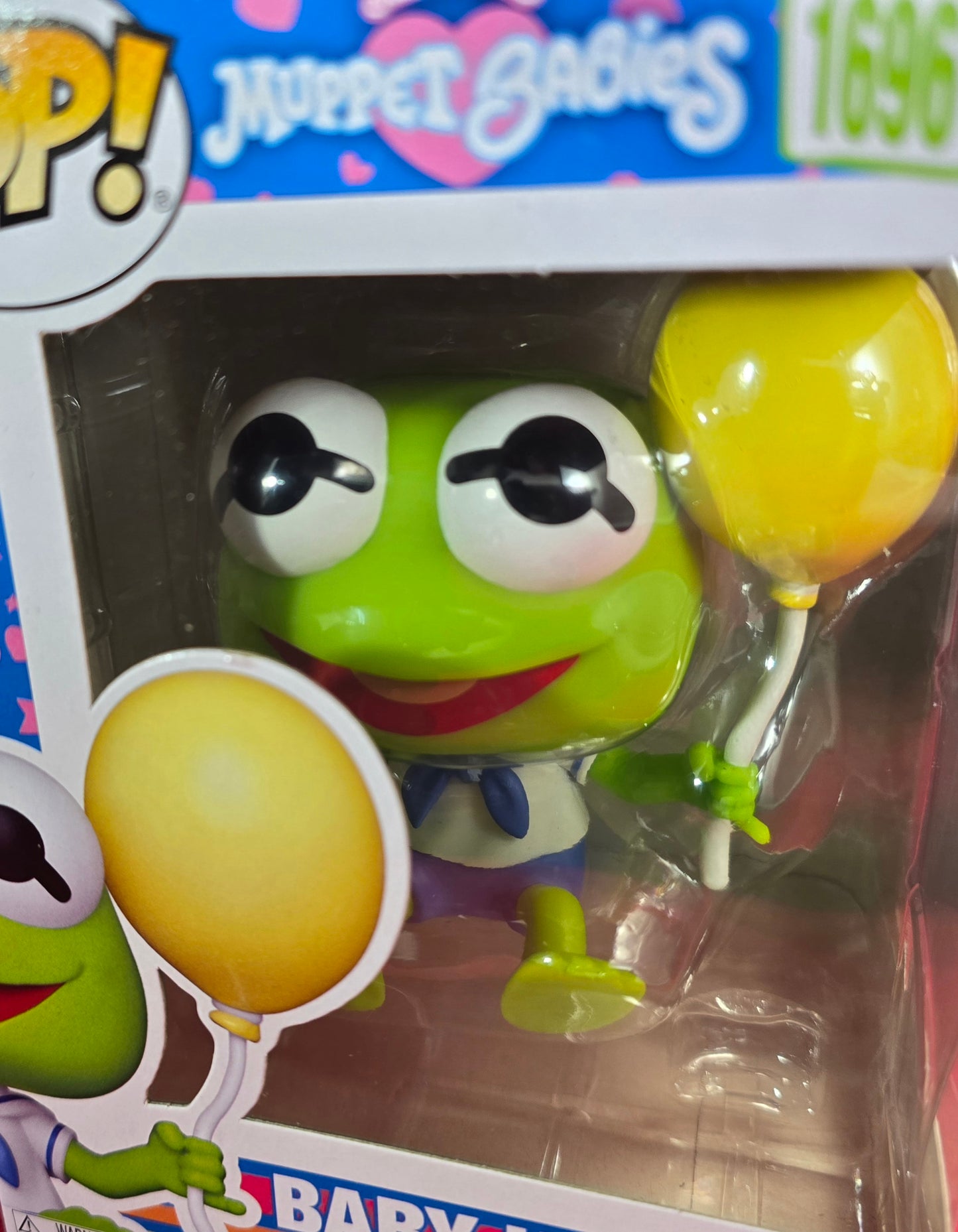 Baby Kermit Funko #1697 (Nib)
With pop protector