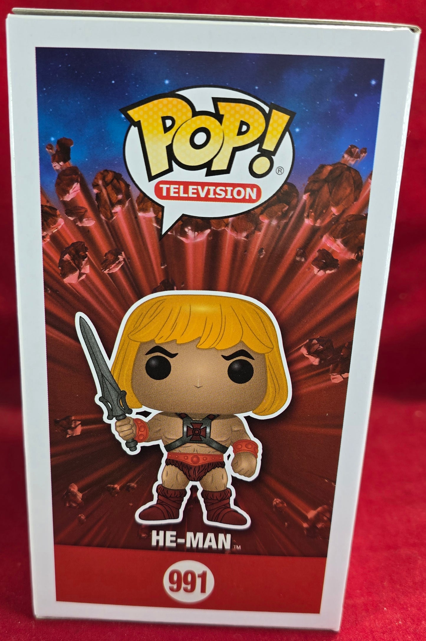 He-Man Funko #991 (Nib)
With pop protector