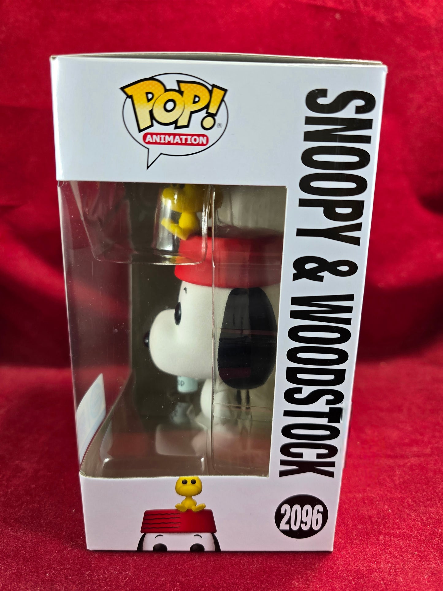 Entertainment earth exclusive Peanuts Snoopy & Woodstock Funko #2096 (Nib)
With pop protector