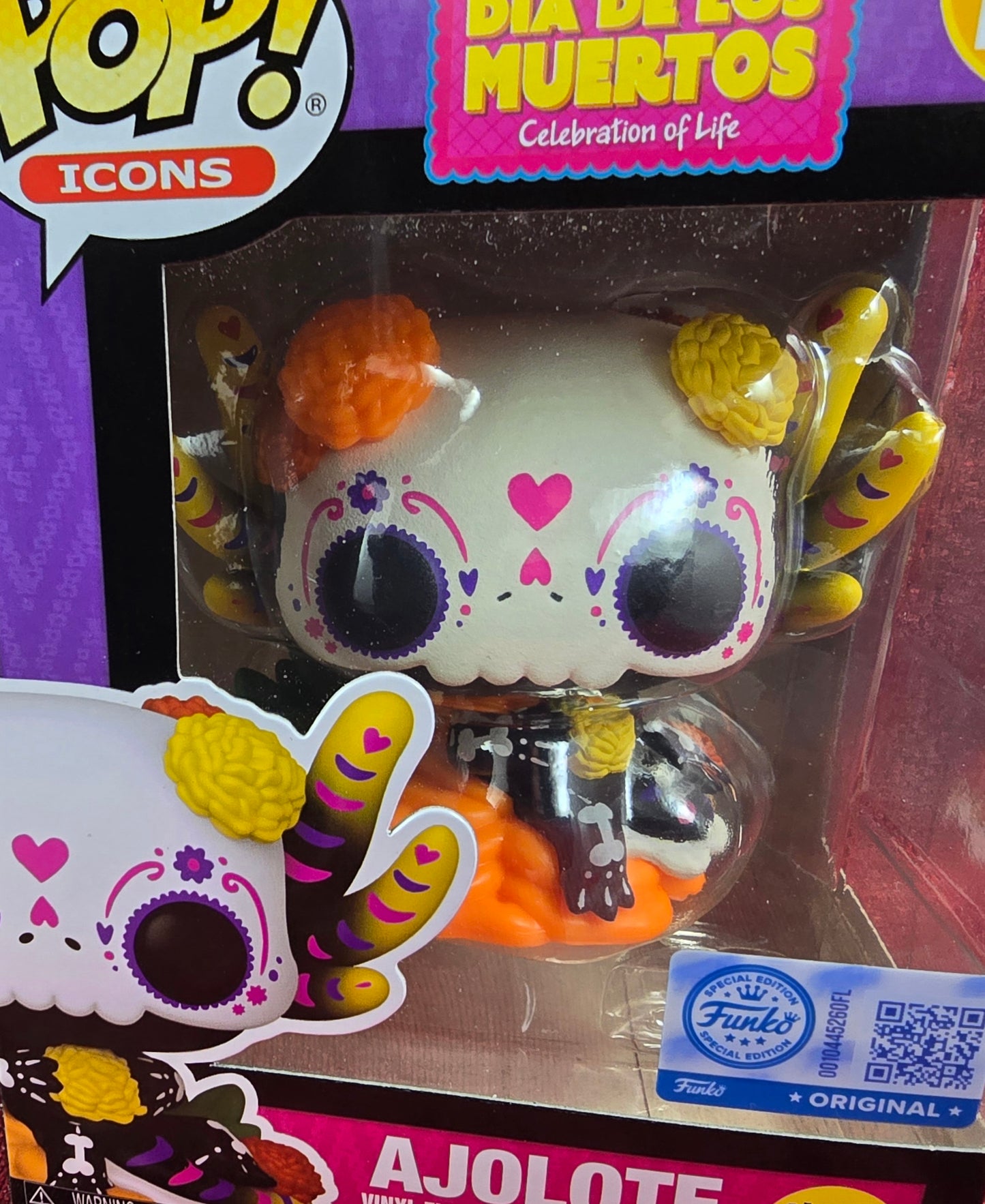 Funko POP! Vinyl: Ajolote # 104 (Nib)
With pop protector