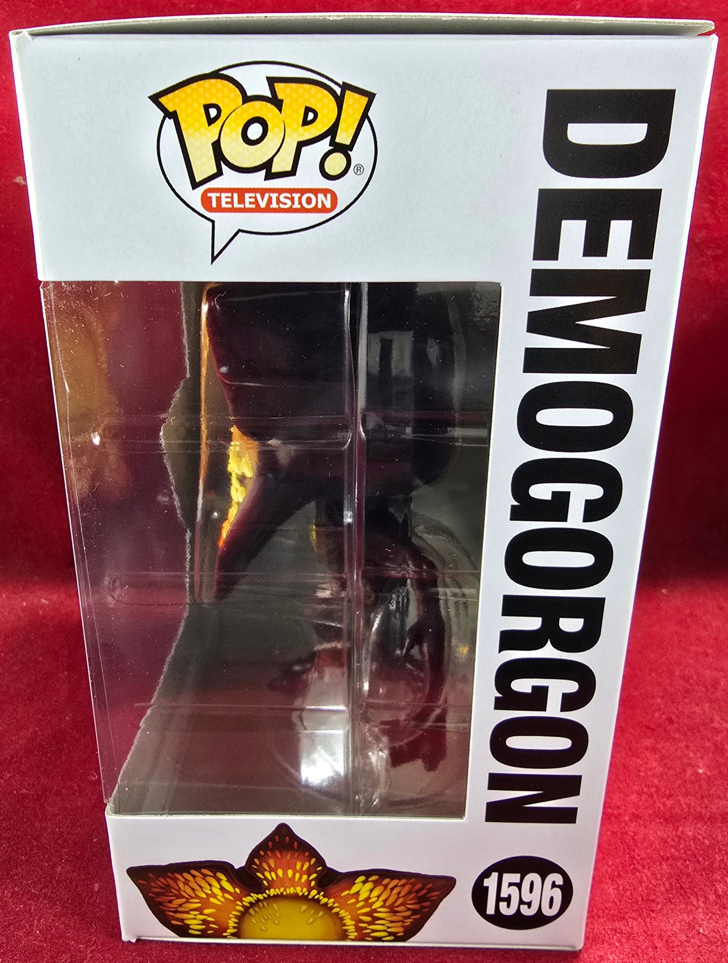 Demogorgon funko # 1596 (nib) with pop protector