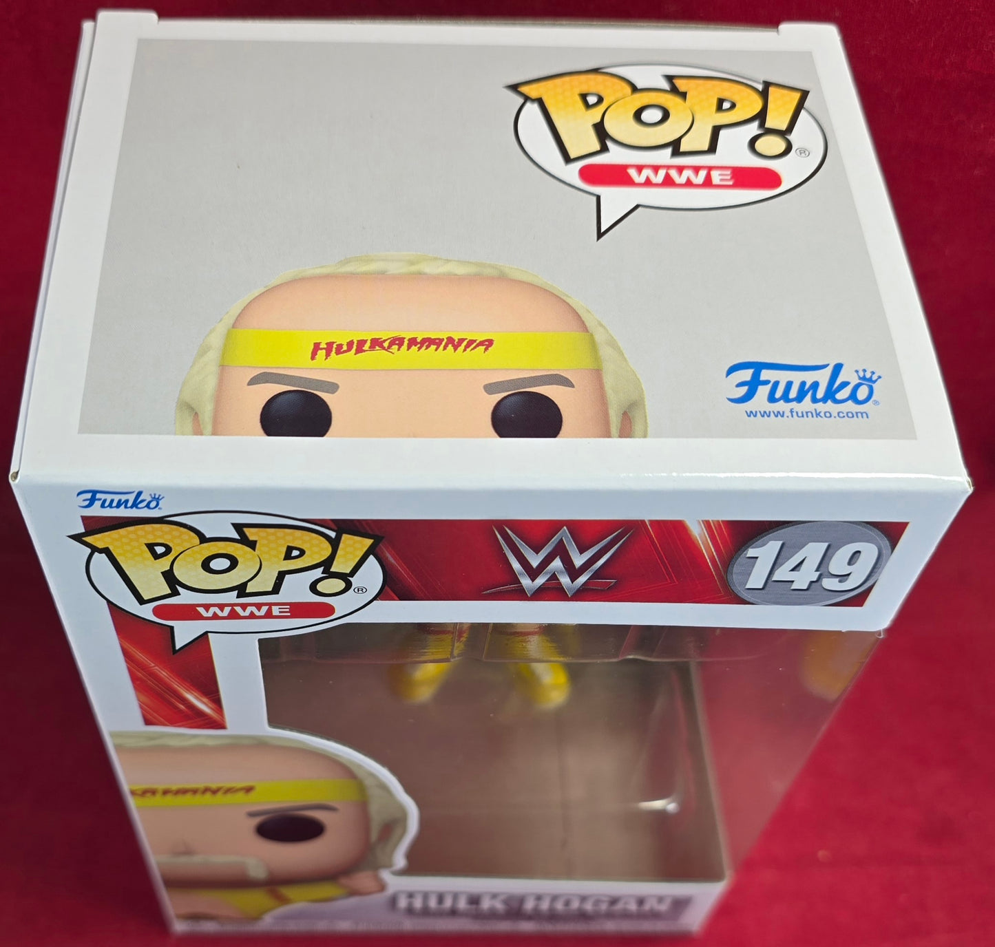 Hulk hogan funko # 149 (nib)
With pop protector