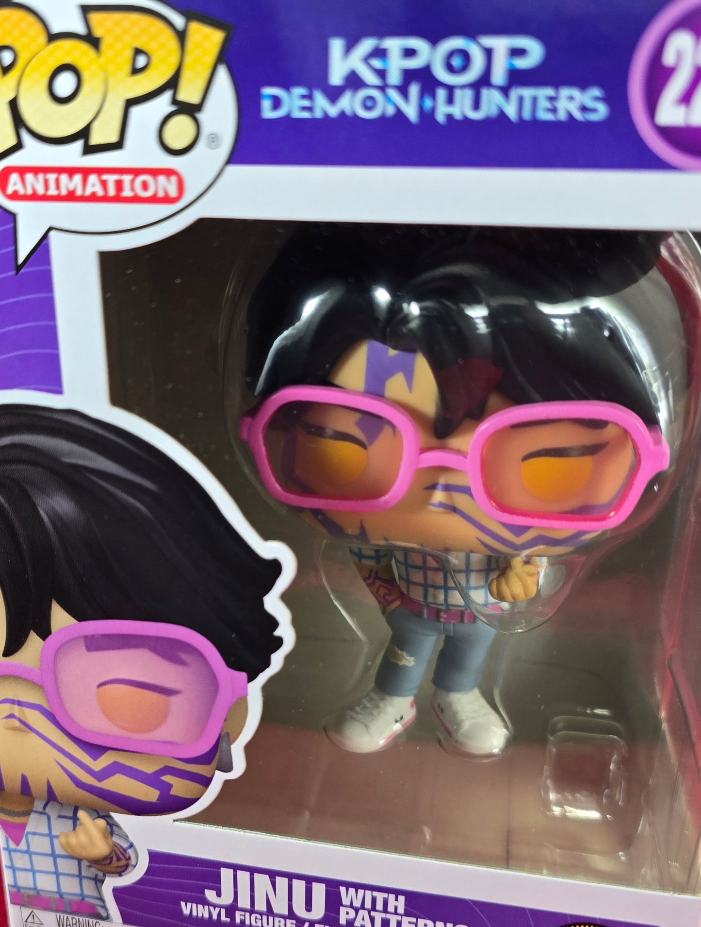 Jinu Funko # 2259 (Nib)
With pop protector