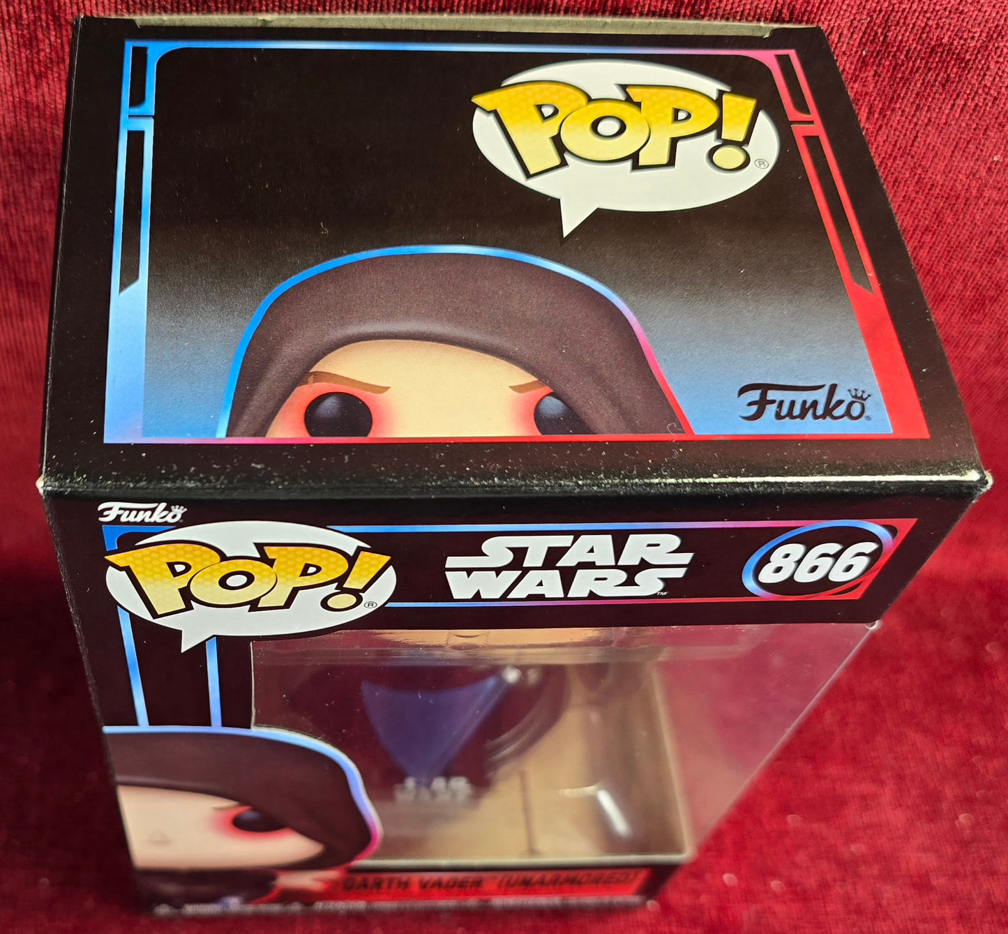 Funko! Vinyl: Darth Vader (Unarmored) # 866 (Nib)
With pop protector