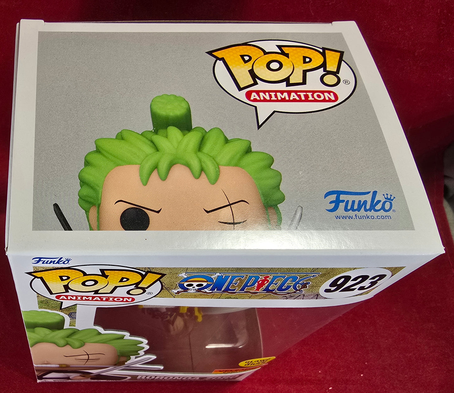 Roronoa Zoro Volcano x exclusive funko # 923 (nib) With pop protector