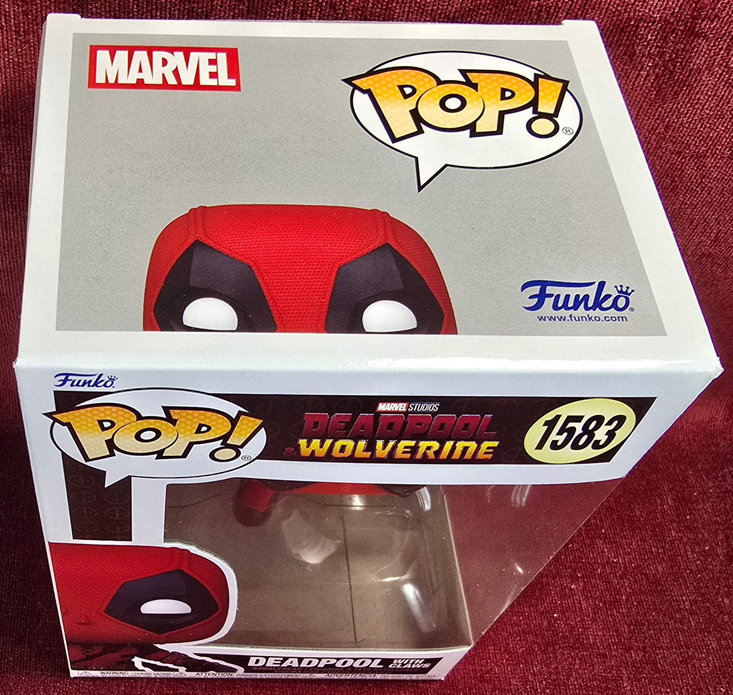 Funko POP! Vinyl: Deadpool with Claws # 1583 (Nib)
With pop protector