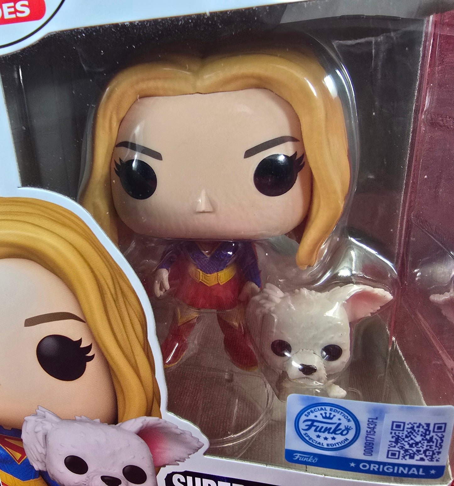 Funko Pop! Vinyl: Supergirl with Puppy Krypto - Exclusive # 633 (Nib)
With pop protector