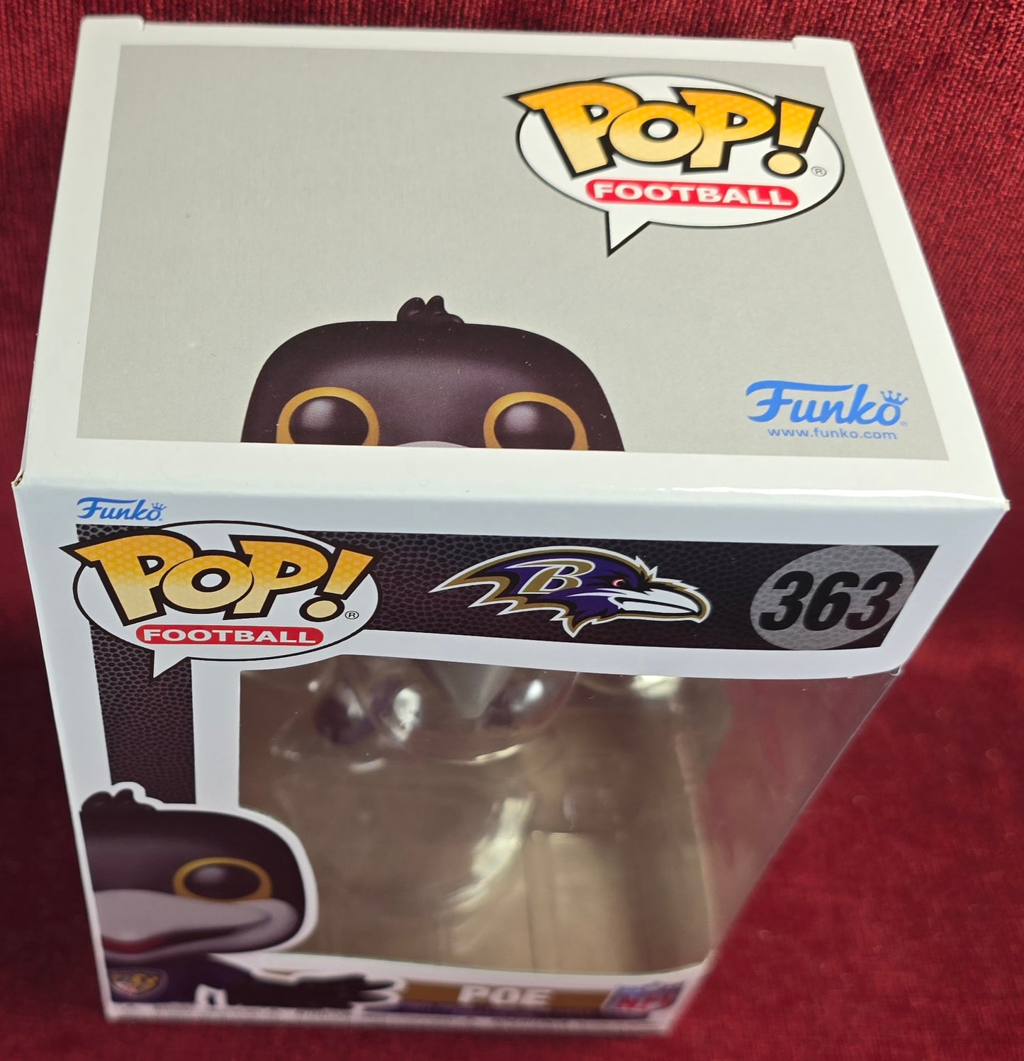Funko! Football: Poe # 363 (Nib)
With pop protector